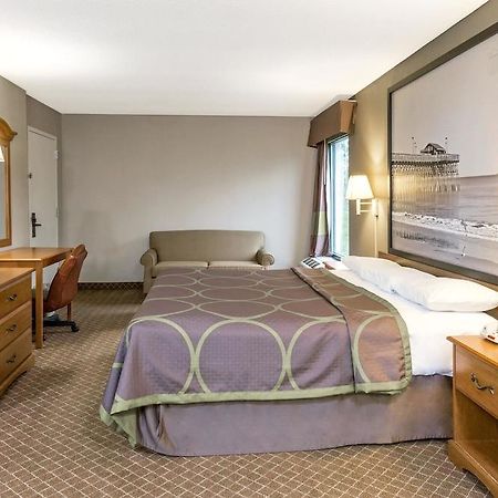 Super 8 By Wyndham Orangeburg Hotel Ngoại thất bức ảnh