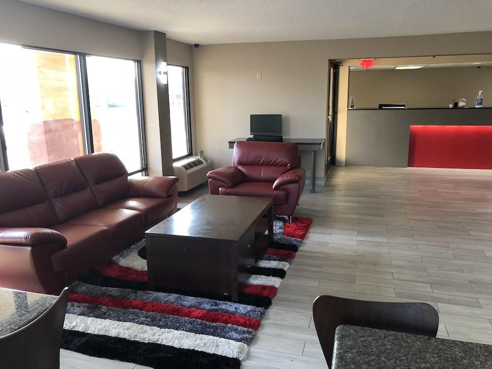 Super 8 By Wyndham Orangeburg Hotel Ngoại thất bức ảnh